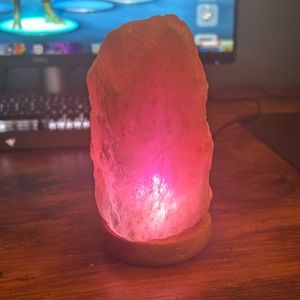 real salt led nightlight / lamp